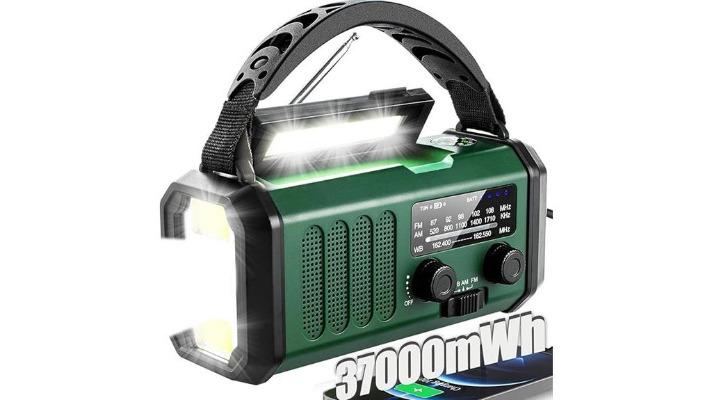 emergency radio with solar