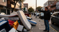 Bogotá Imposes Fine For Leaving Mattresses And Debris On Streets