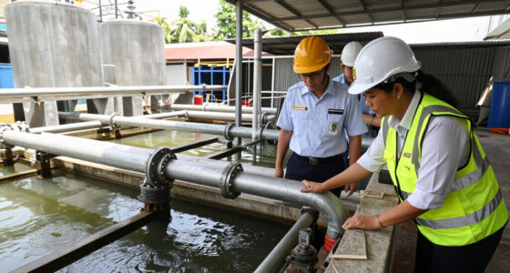 BANGKOK: ผู้ว่าฯ ชัชชาติ ลุยตรวจระบบบำบัดน้ำเสียบางกอกใหญ่ จี้ผู้รับเหมาเร่งเยียวยาบ้านชาวบ้านร้าวทันที ไม่ต้องรอโครงการเสร็จ วันนี้ (13 ก.ย. 69) นายชัชชาติ สิทธิพันธุ์ ผู้ว่าราชกา